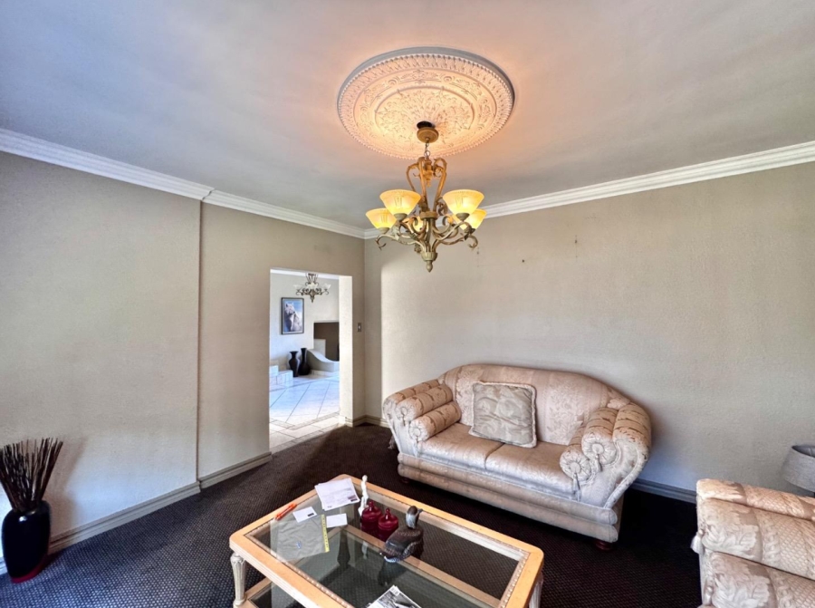 4 Bedroom Property for Sale in Glenvista Gauteng