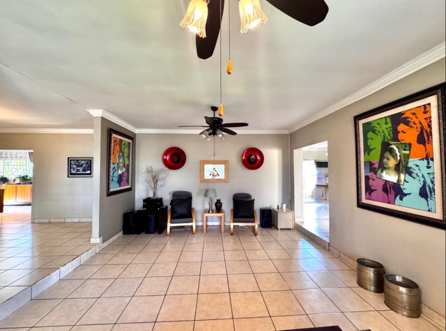 4 Bedroom Property for Sale in Glenvista Gauteng