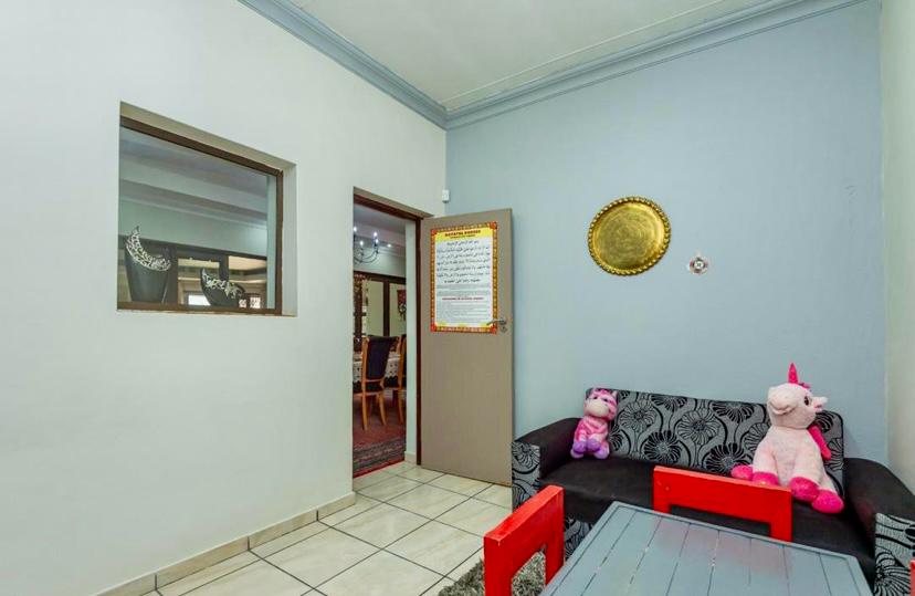 6 Bedroom Property for Sale in Lambton Gauteng