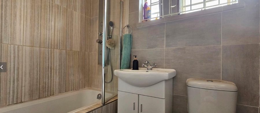 3 Bedroom Property for Sale in South Hills Gauteng