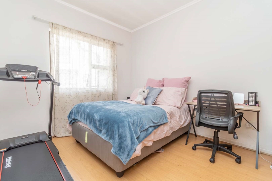 1 Bedroom Property for Sale in Sunninghill Gauteng