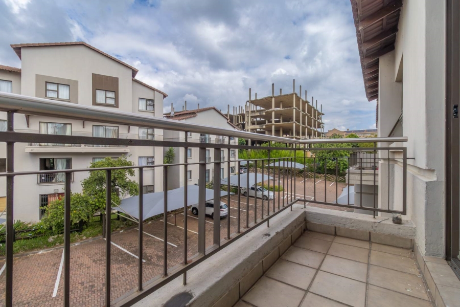 1 Bedroom Property for Sale in Sunninghill Gauteng
