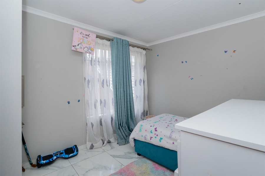 4 Bedroom Property for Sale in Van Riebeeck Park Gauteng