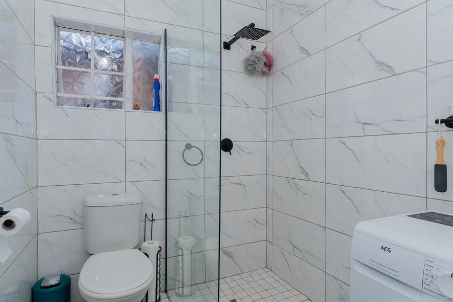 4 Bedroom Property for Sale in Van Riebeeck Park Gauteng