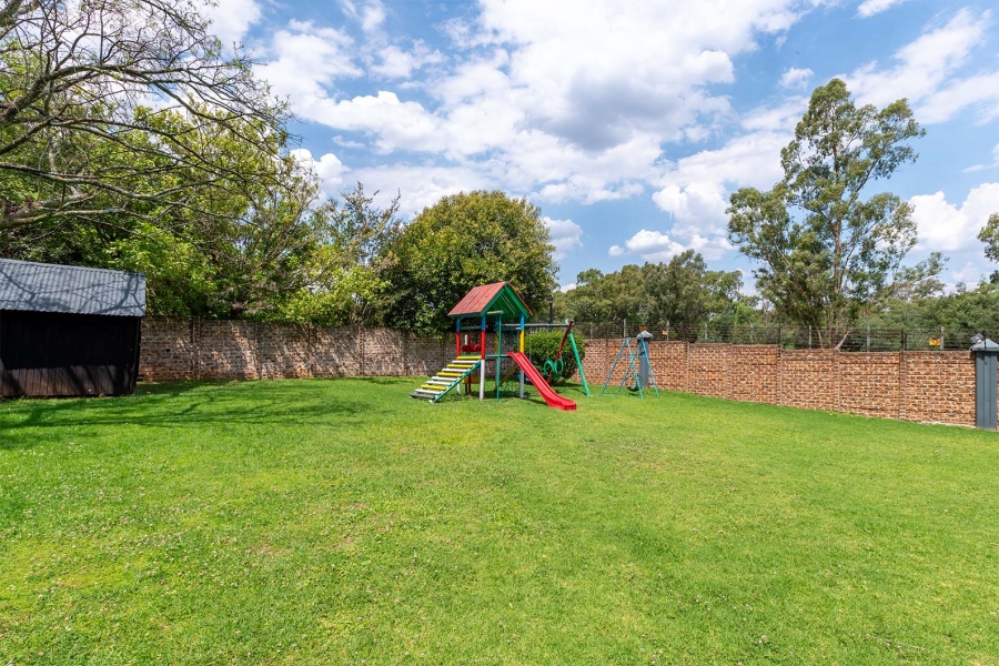 4 Bedroom Property for Sale in Van Riebeeck Park Gauteng