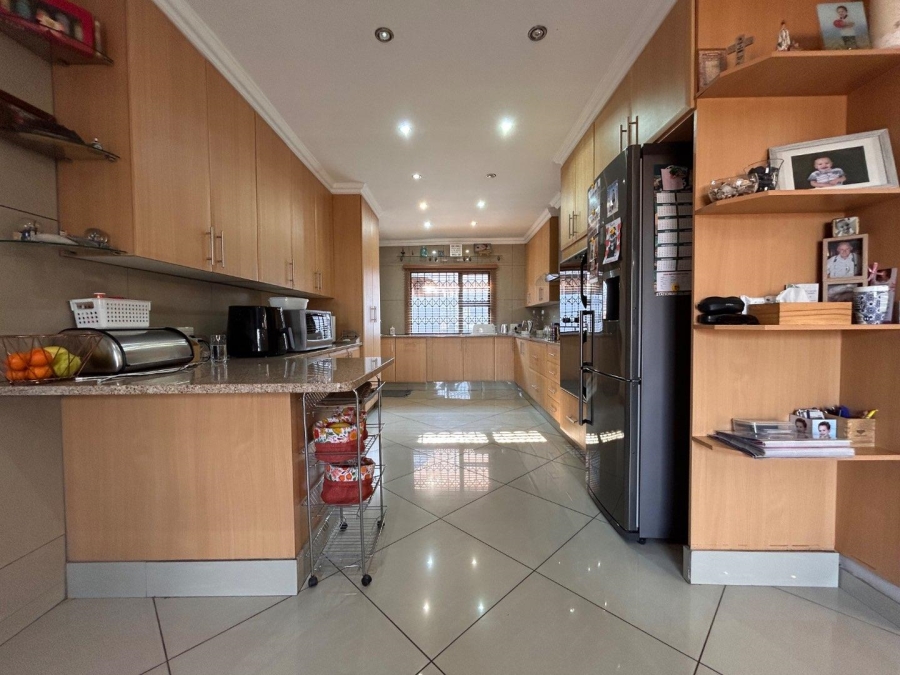 3 Bedroom Property for Sale in New Redruth Gauteng