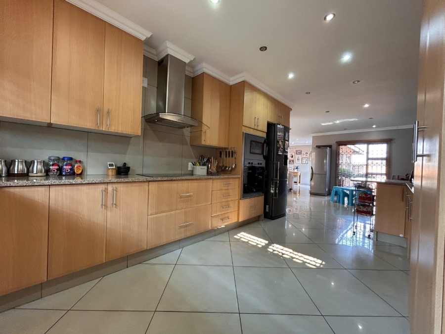 3 Bedroom Property for Sale in New Redruth Gauteng