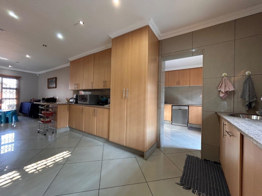 3 Bedroom Property for Sale in New Redruth Gauteng