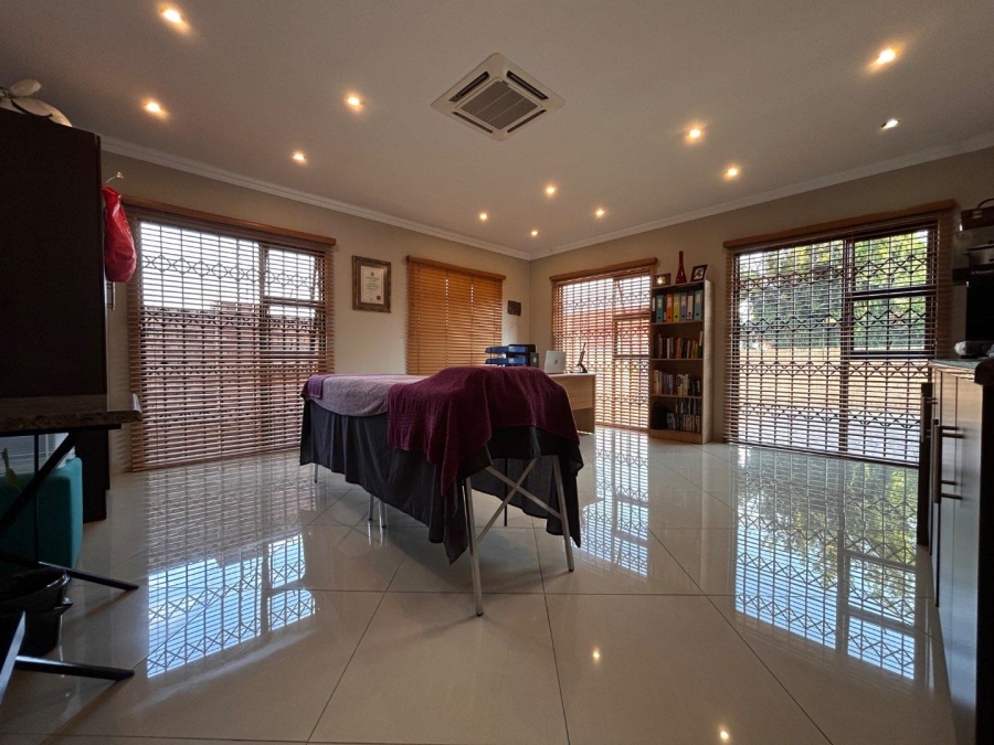 3 Bedroom Property for Sale in New Redruth Gauteng