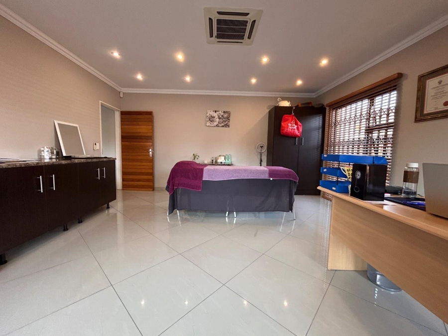 3 Bedroom Property for Sale in New Redruth Gauteng