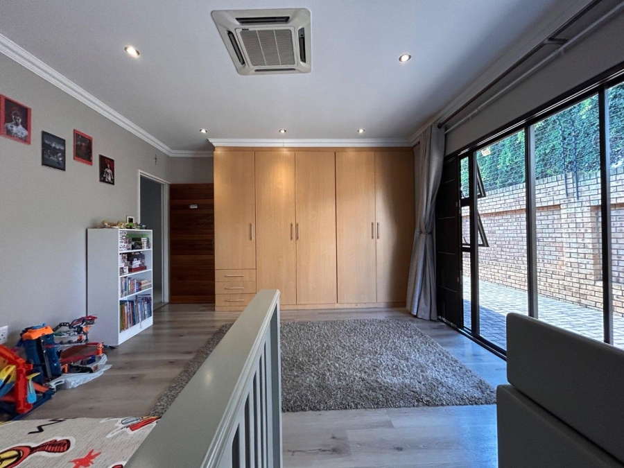 3 Bedroom Property for Sale in New Redruth Gauteng