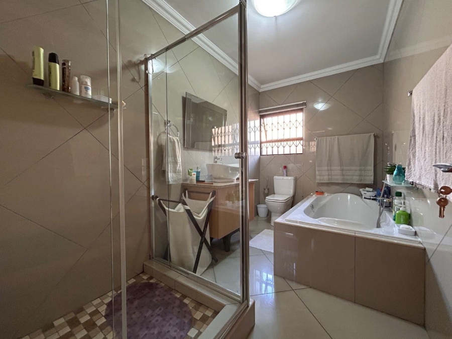 3 Bedroom Property for Sale in New Redruth Gauteng