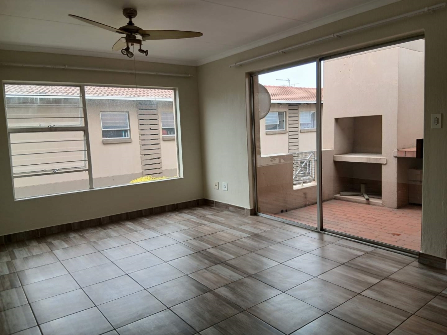 2 Bedroom Property for Sale in Witfield Gauteng