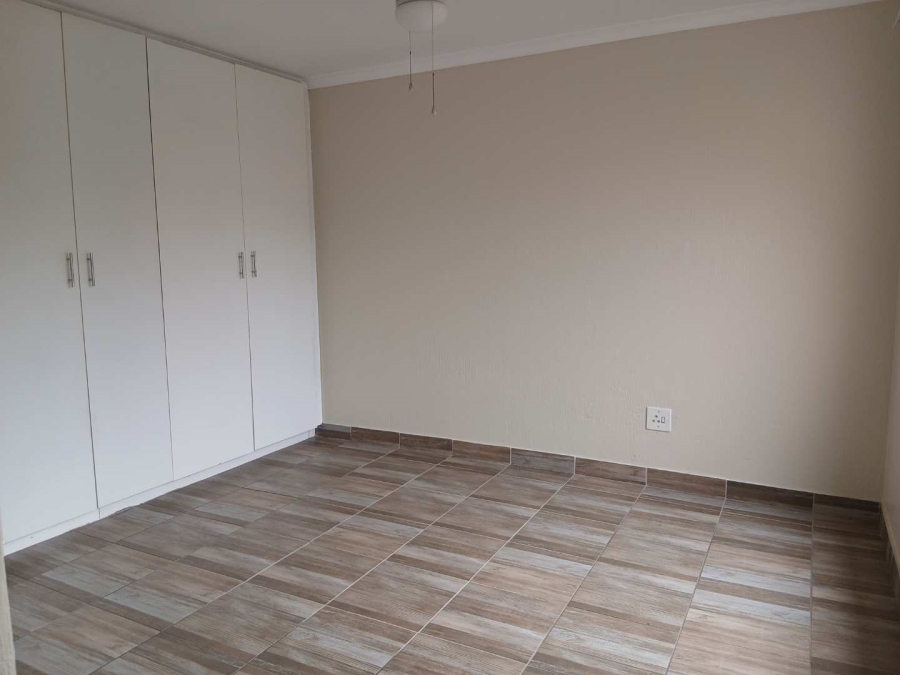 2 Bedroom Property for Sale in Witfield Gauteng