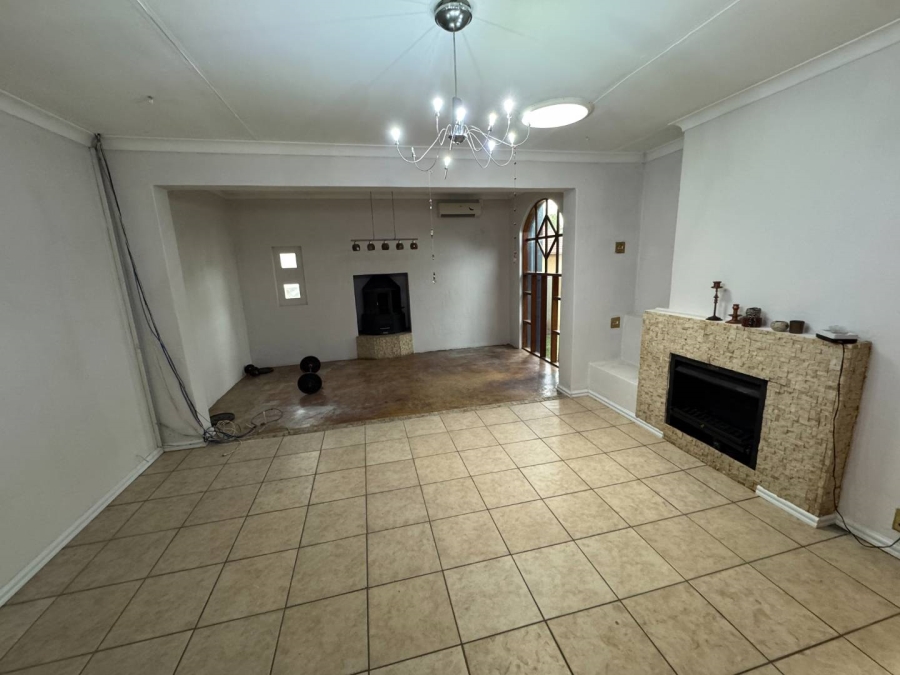 4 Bedroom Property for Sale in Randhart Gauteng