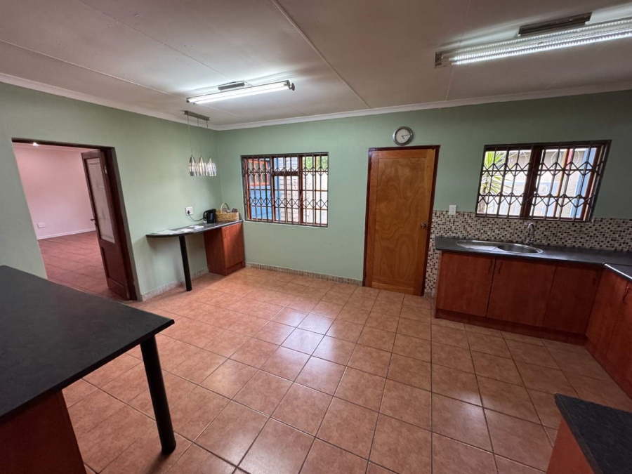 4 Bedroom Property for Sale in Randhart Gauteng