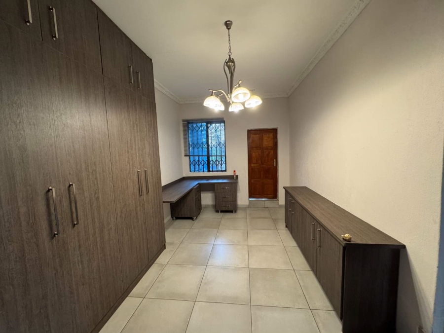 4 Bedroom Property for Sale in Randhart Gauteng