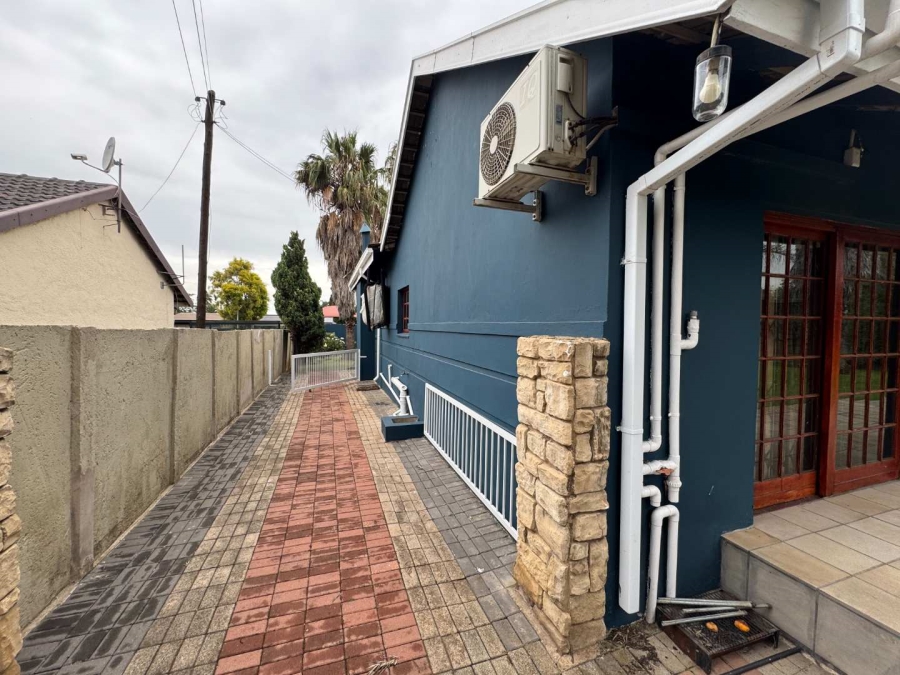 4 Bedroom Property for Sale in Randhart Gauteng
