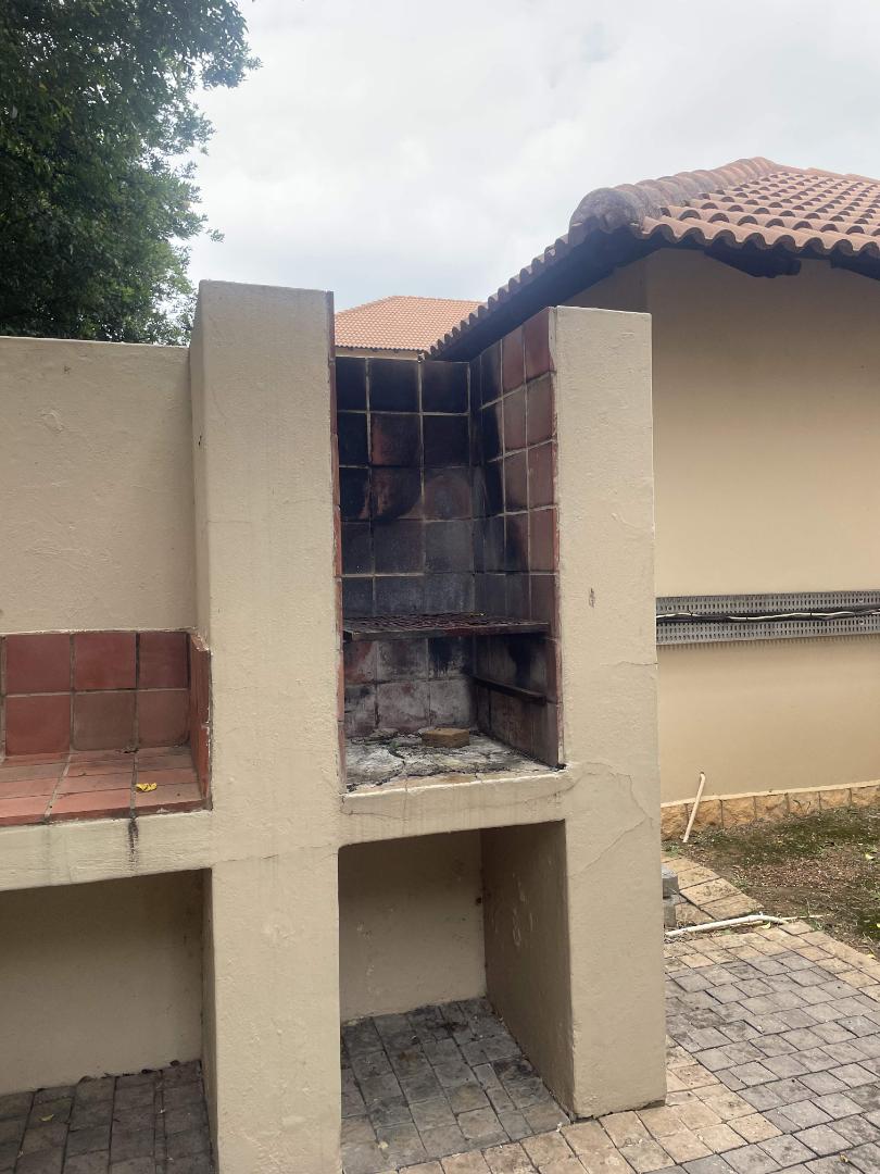 To Let commercial Property for Rent in Ashlea Gardens Gauteng