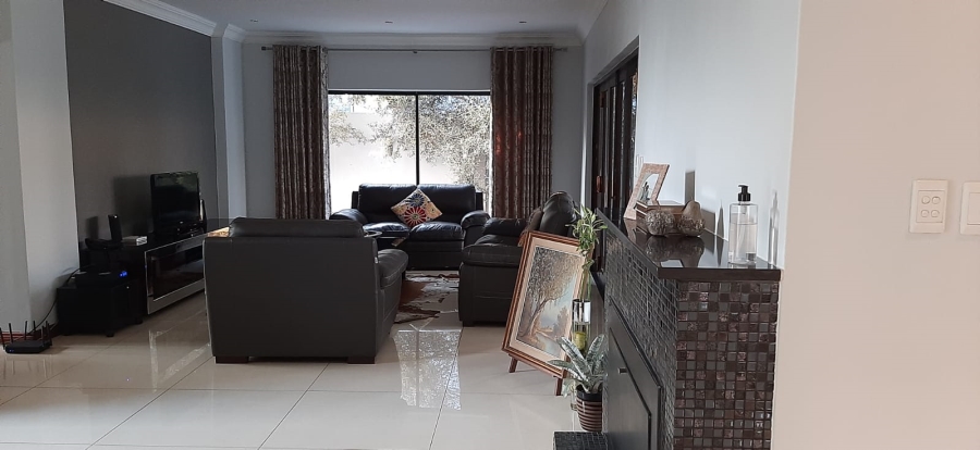 3 Bedroom Property for Sale in Midstream Estate Gauteng