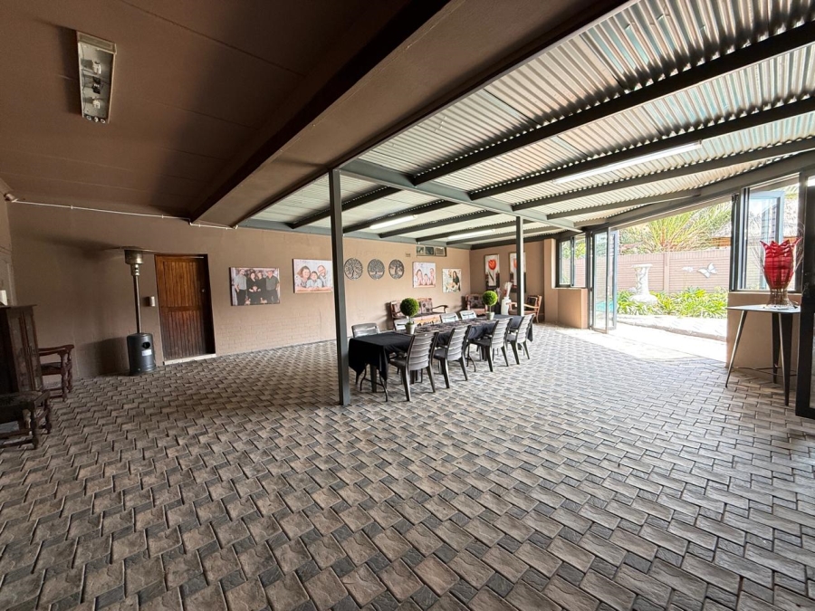 4 Bedroom Property for Sale in Florida Gauteng