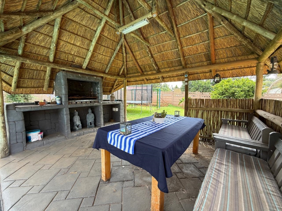 4 Bedroom Property for Sale in Florida Gauteng