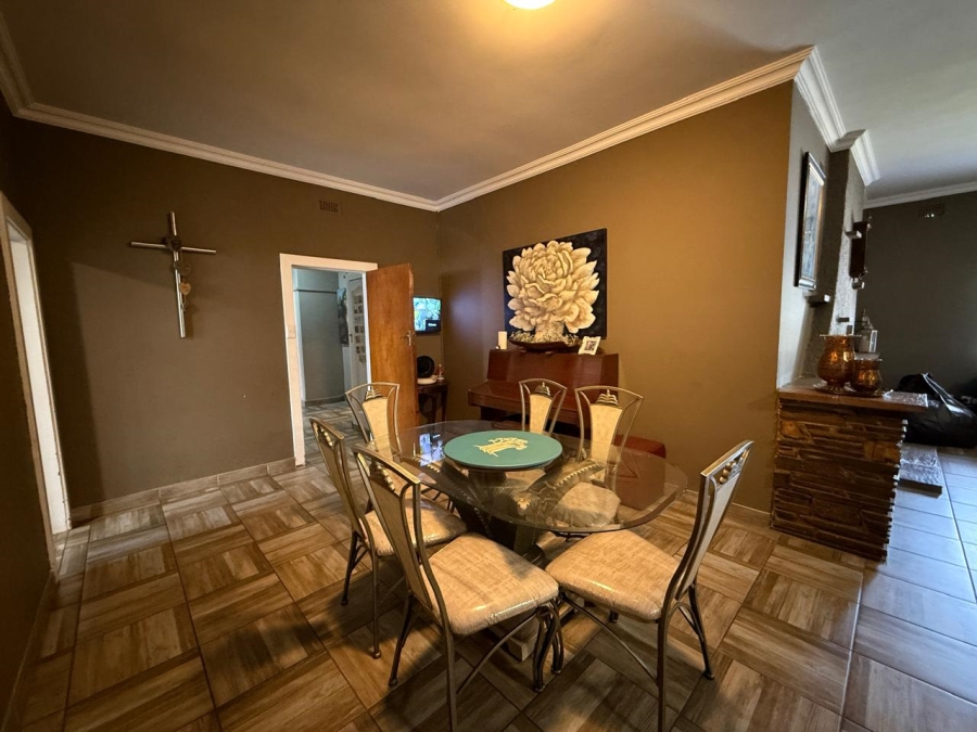 4 Bedroom Property for Sale in Florida Gauteng