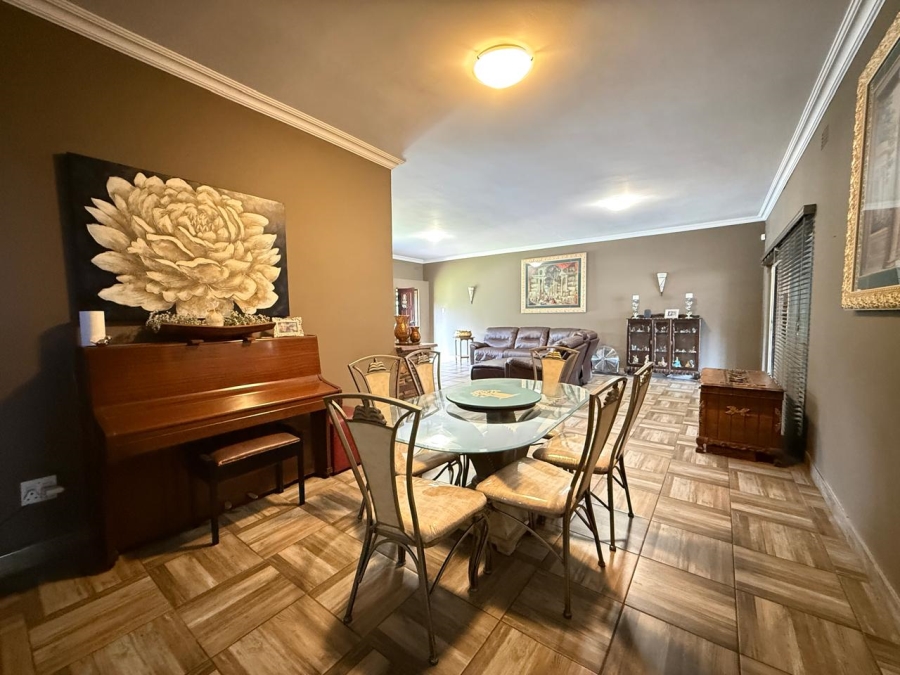 4 Bedroom Property for Sale in Florida Gauteng