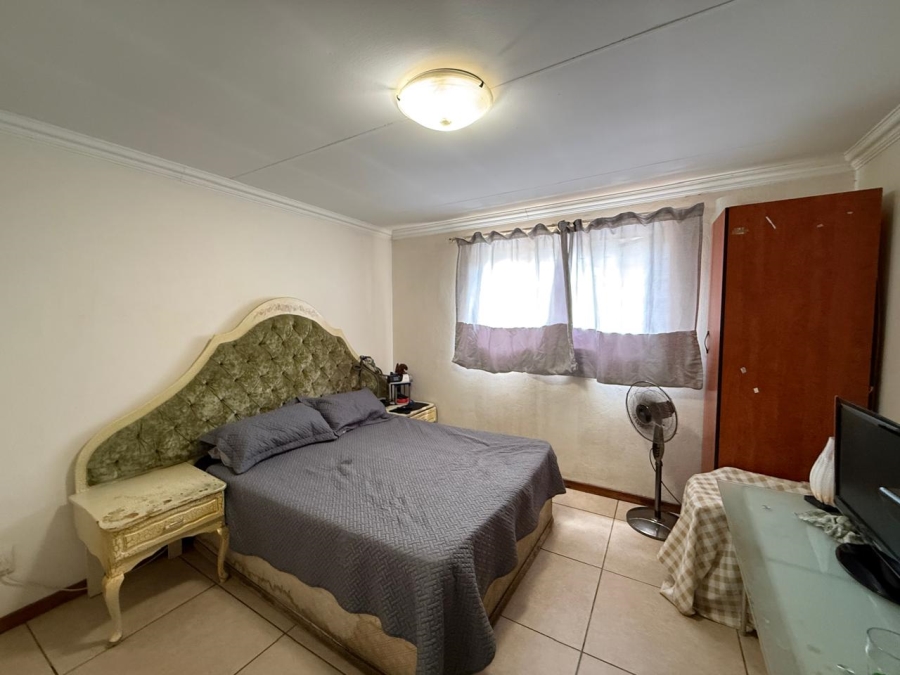 4 Bedroom Property for Sale in Florida Gauteng