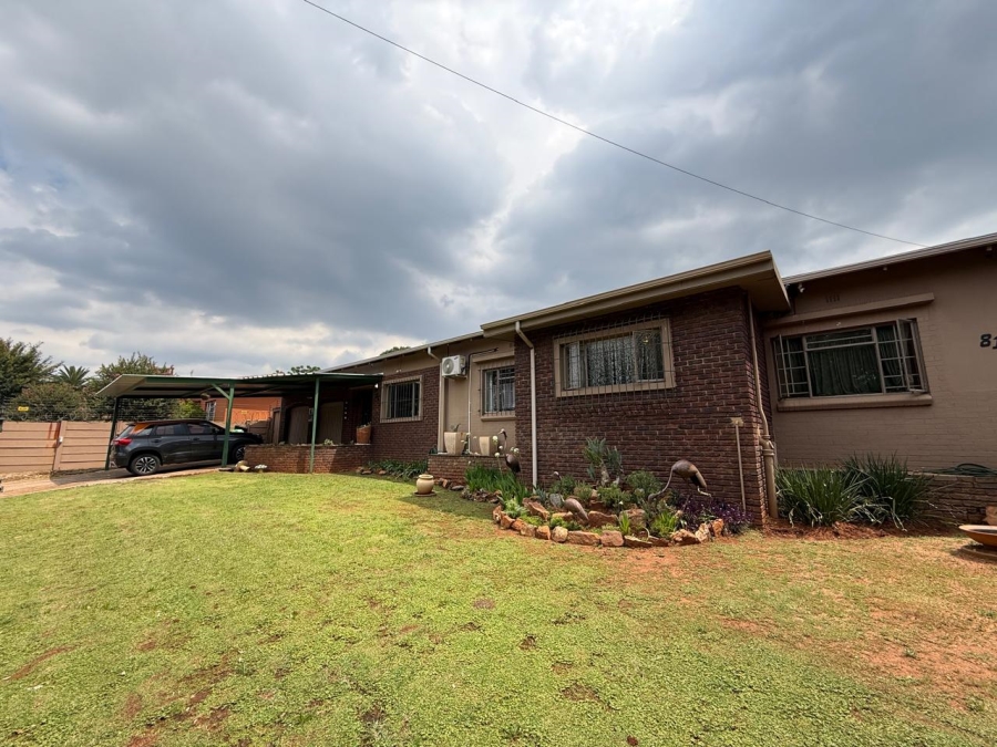 4 Bedroom Property for Sale in Florida Gauteng