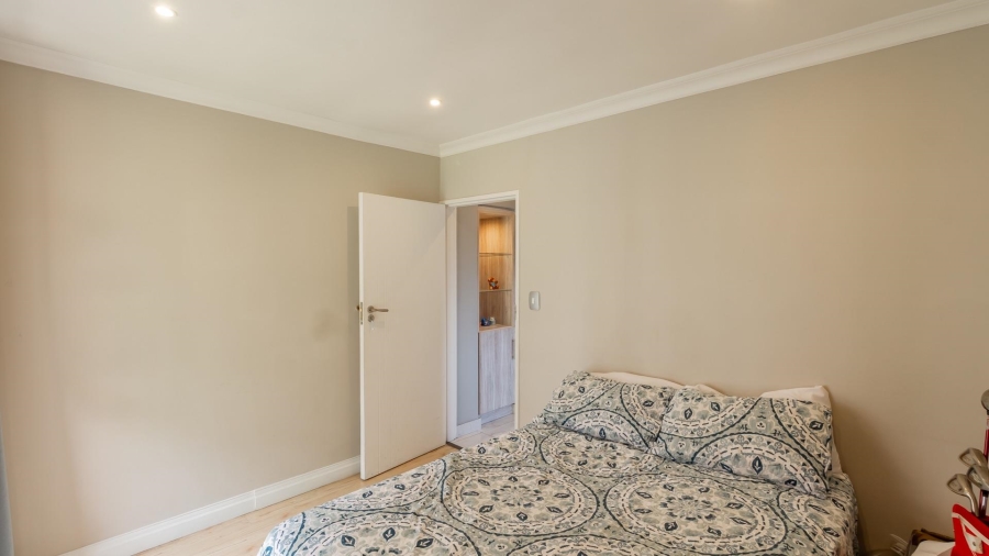 2 Bedroom Property for Sale in Fourways Gauteng