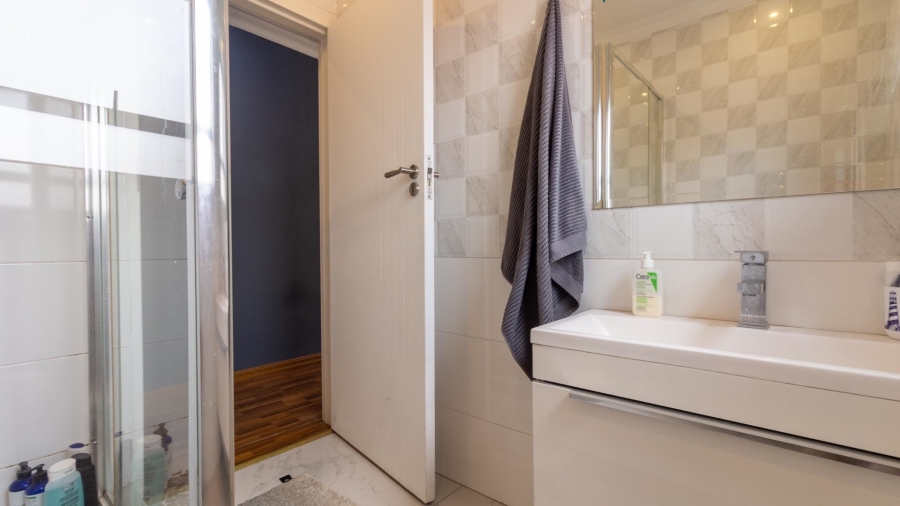 2 Bedroom Property for Sale in Fourways Gauteng