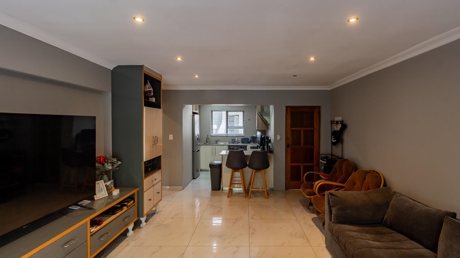 2 Bedroom Property for Sale in Fourways Gauteng