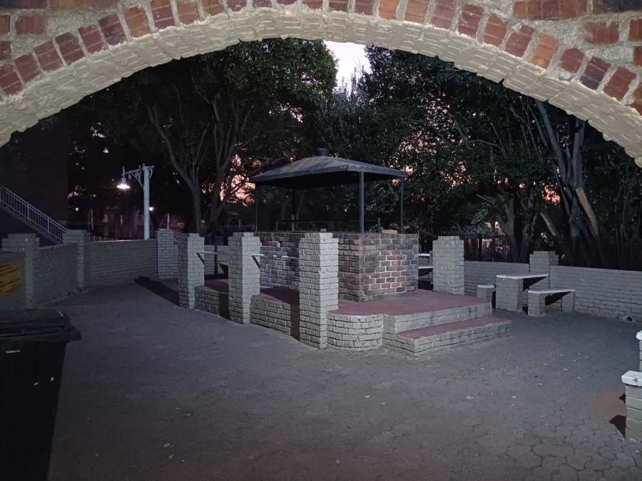 To Let 1 Bedroom Property for Rent in Albertville Gauteng