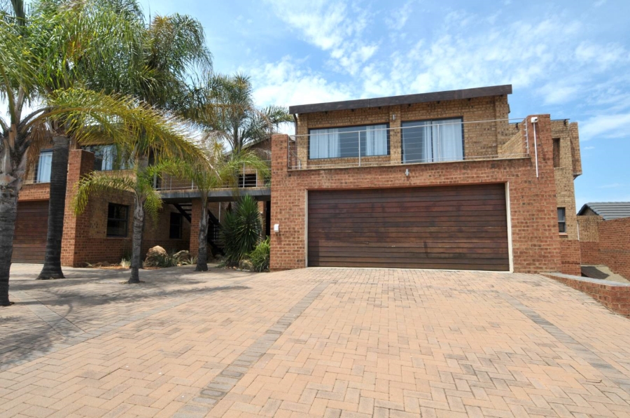 To Let 3 Bedroom Property for Rent in Bronkhorstbaai Dorp Gauteng