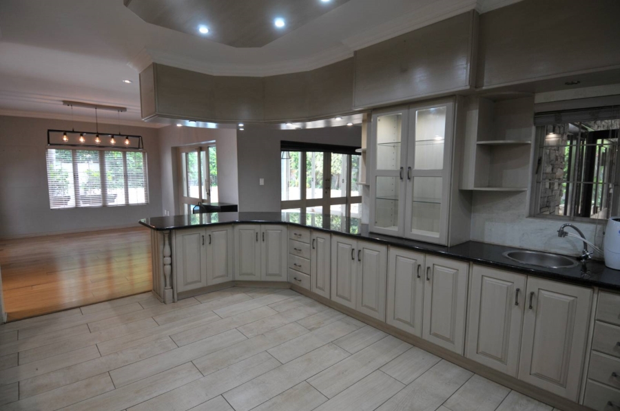 4 Bedroom Property for Sale in Boardwalk Manor Gauteng