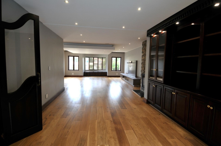 4 Bedroom Property for Sale in Boardwalk Manor Gauteng