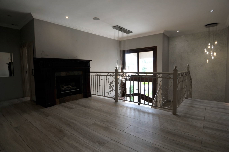 4 Bedroom Property for Sale in Boardwalk Manor Gauteng