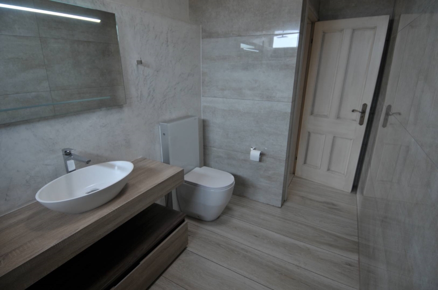 4 Bedroom Property for Sale in Boardwalk Manor Gauteng