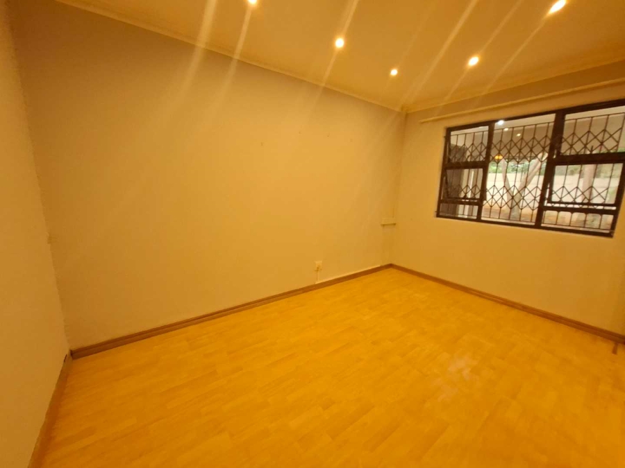 To Let 4 Bedroom Property for Rent in Weltevreden Park Gauteng