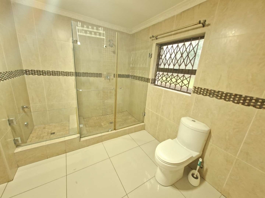 To Let 4 Bedroom Property for Rent in Weltevreden Park Gauteng