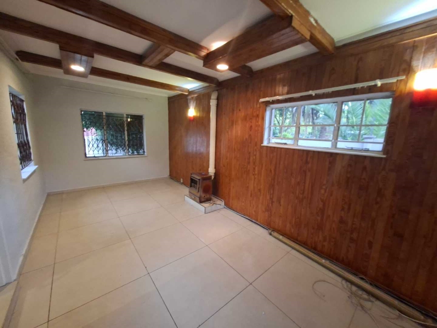 To Let 4 Bedroom Property for Rent in Weltevreden Park Gauteng