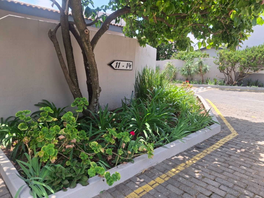 To Let 2 Bedroom Property for Rent in Sandown Gauteng