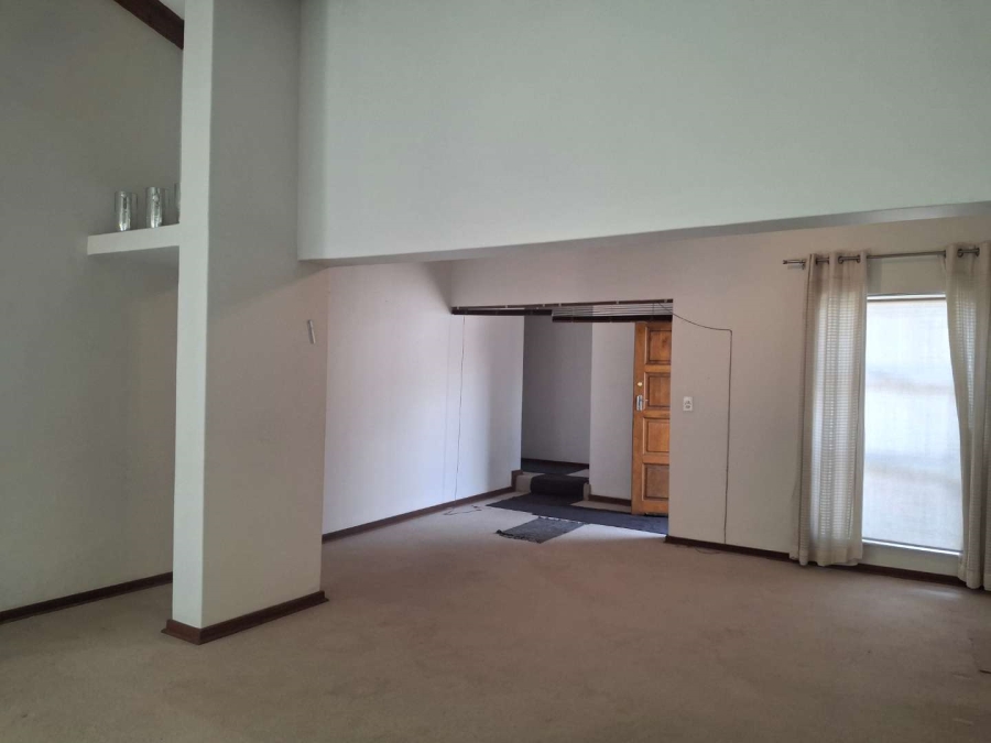 To Let 2 Bedroom Property for Rent in Sandown Gauteng
