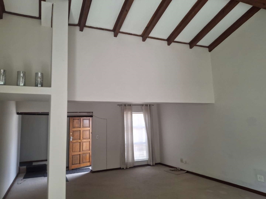 To Let 2 Bedroom Property for Rent in Sandown Gauteng