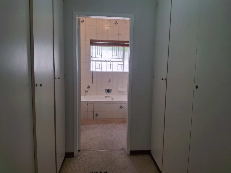 To Let 2 Bedroom Property for Rent in Sandown Gauteng