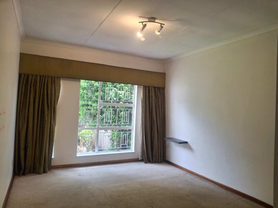 To Let 2 Bedroom Property for Rent in Sandown Gauteng