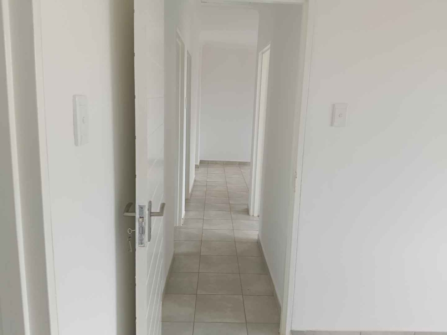 3 Bedroom Property for Sale in Windmill Park Gauteng