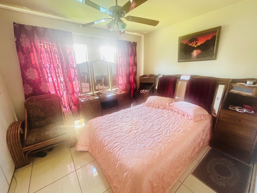 2 Bedroom Property for Sale in Verwoerdpark Gauteng
