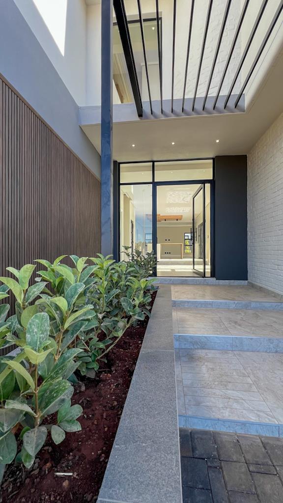 4 Bedroom Property for Sale in Fountainbrook Estate Gauteng